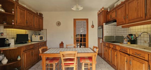 Chevilly-Larue (94550) Exclusivité à Chevilly-Larue : Maison Familiale de 6 Pièces avec Sous-Sol Complet – À seulement 5 km de Paris