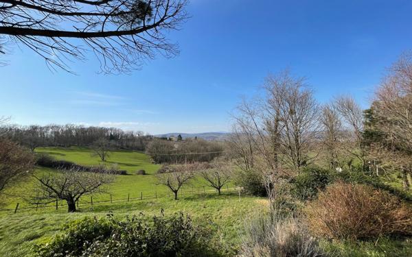 Maison à vendre    5 pièces • 136 m2 Vienne