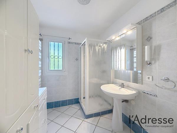 Magnifique appartement 4 pièces de 103,5m2 avec un double garage et une cave !