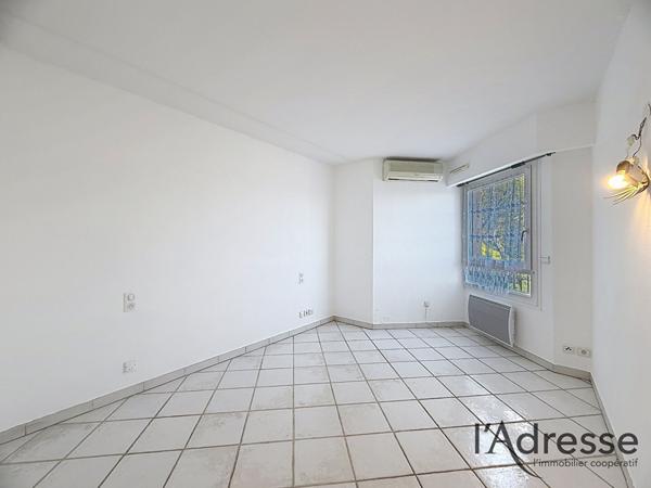 Magnifique appartement 4 pièces de 103,5m2 avec un double garage et une cave !