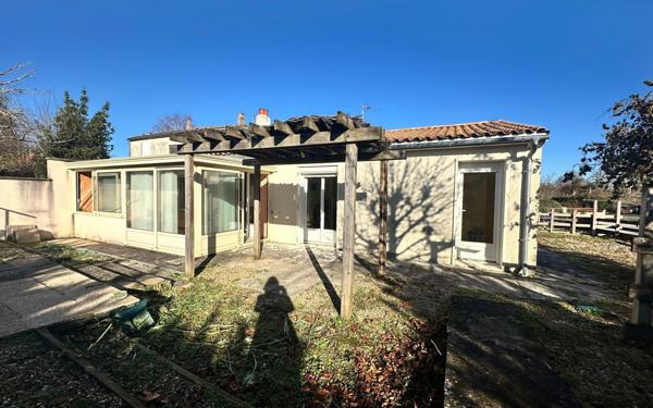 Maison à vendre    4 pièces •  Saintes