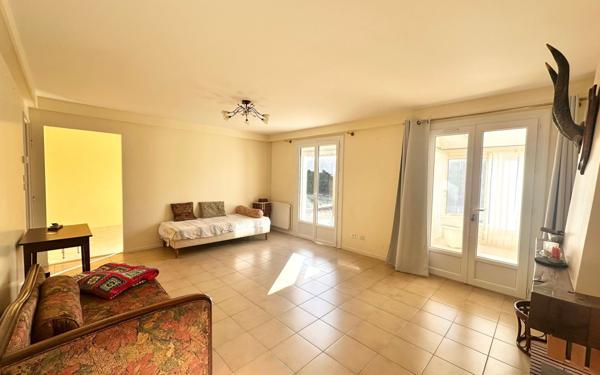 Maison à vendre    4 pièces •  Saintes