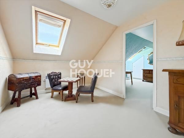 MAISON À VENDRE DE 7 PIÈCES DE 155,00 M²