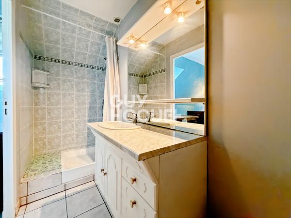 MAISON À VENDRE DE 7 PIÈCES DE 155,00 M²
