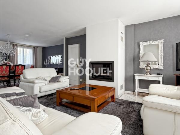 MAISON À VENDRE DE 7 PIÈCES DE 155,00 M²