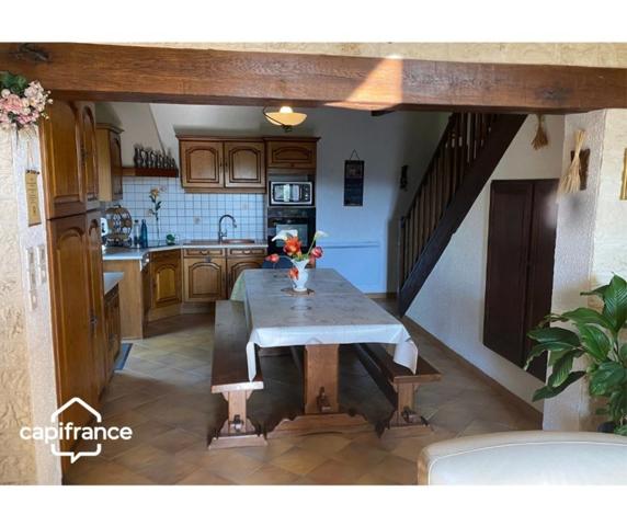 A vendre Maison T4 113m2 pleine de charme à Lamarche-sur-Saône (21)