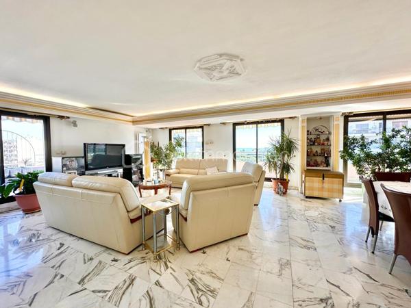 Appartement de 210 m²