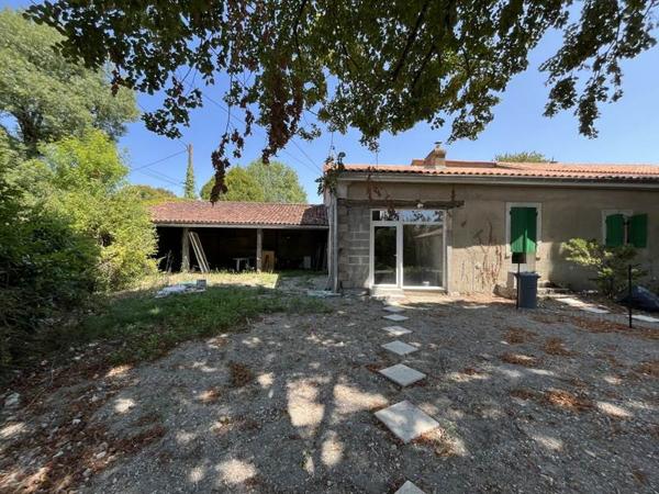 Maison à louer |  Brie-sous-Chalais |  4 pièces | 81 m²