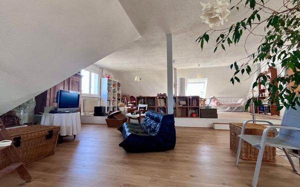 Maison à vendre    6 pièces • 272 m2 Monswiller