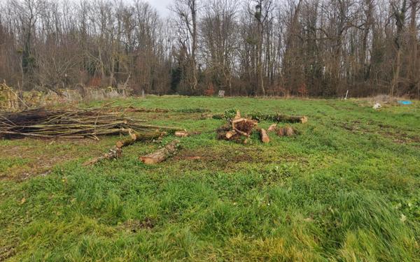 Vente terrain à Aigondigné 36000€