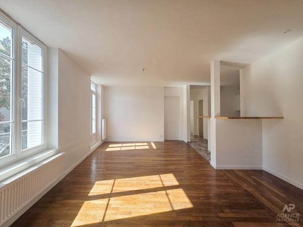 Appartement Rueil Malmaison 4 pièce(s) 79.55 m2 Loyer 2 087 €/mois charges comprises **  - Référence  19867
