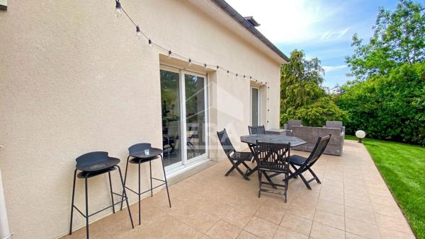 Maison Laval 7 pièce(s) 125 m2