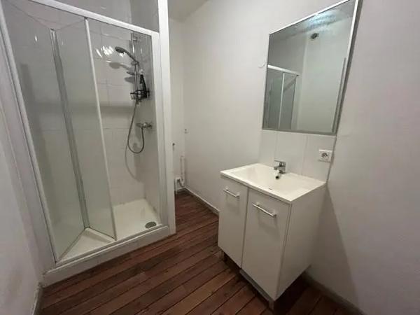 Appartement à louer 2 pièces 50m² Seloncourt (25230)