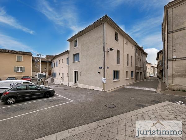 Mondragon (84430) Joli appartement dans un immeuble en RDC au cœur de Mondragon