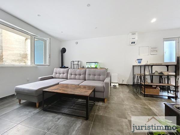 Mondragon (84430) Joli appartement dans un immeuble en RDC au cœur de Mondragon