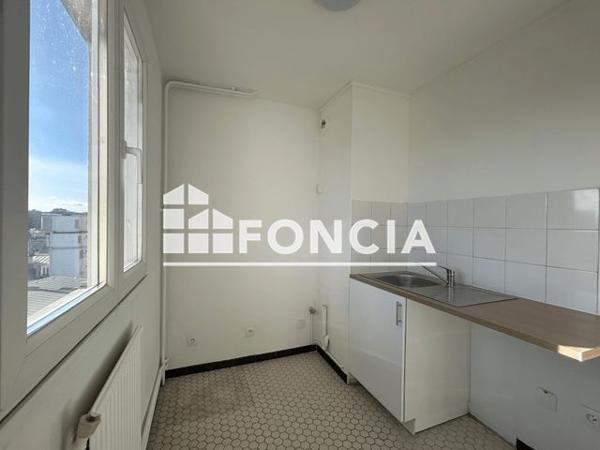 Location Studio 30.96 m² - 46-48 RUE DE MONTREUIL Paris 75011