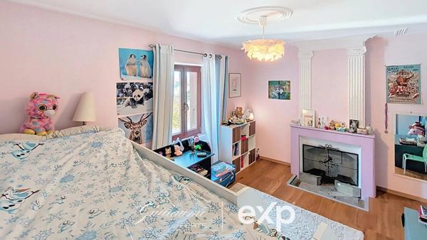 Maison en pierre de 1769 rénovée à Excenevex – Hameau de Chevilly