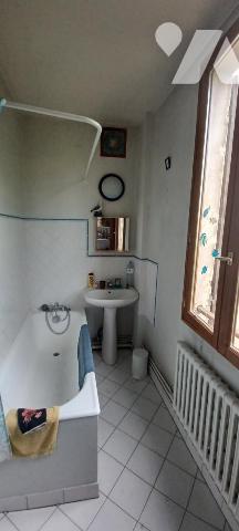 SAINT GERMAIN EN LAYE - Maison à rénover 131.97m² surf Hab (+ 26m² Surf utile) -