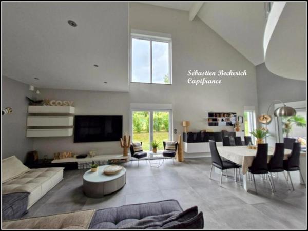 Maison à vendre 8 pièces SARREGUEMINES (57)