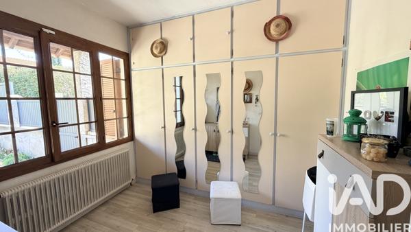 Maison à vendre 9 pièces 180 m² Vaux-le-Pénil