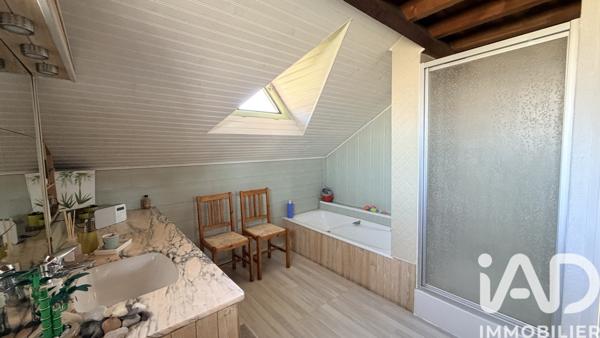 Maison à vendre 9 pièces 180 m² Vaux-le-Pénil