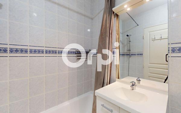 Appartement à vendre    3 pièces • 68,16 m2 Meyzieu