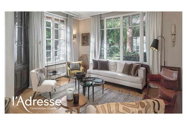 Propriété de caractère aux abords du parc royal