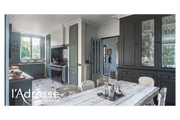 Propriété de caractère aux abords du parc royal