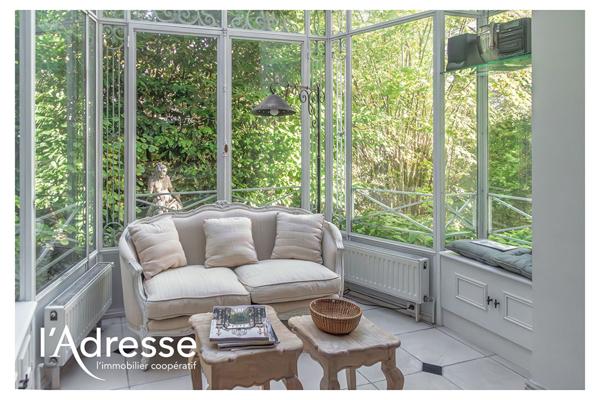 Propriété de caractère aux abords du parc royal