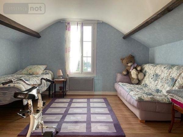 Maison à vendre à Saint-Junien en Haute-Vienne (87200), ref : 14757/193