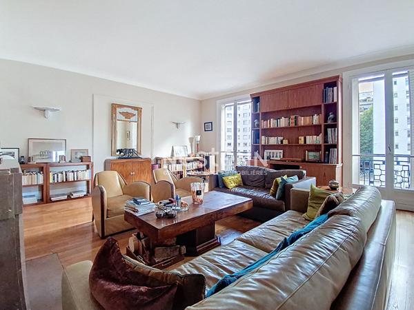 Appartement - Eglise d´Auteuil - 155 m2 - 3 chambres - Jardin - Ascenseurs -Cave -Gardien