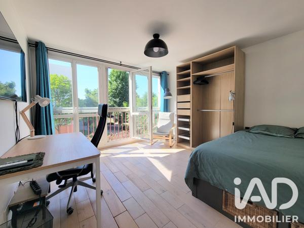 Location studio 15,5 m² Thiais