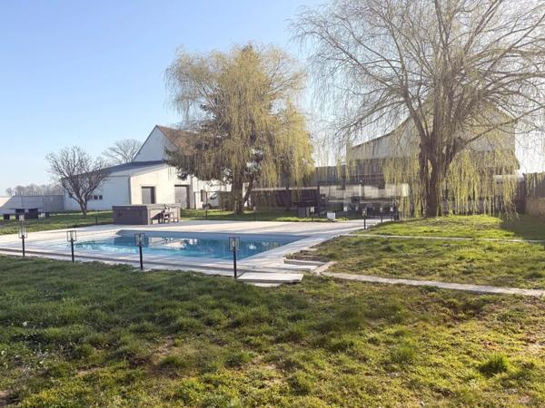 Proche d'EPERNAY (51) à vendre belle Maison contemporaine de 7 pièces entièrement rénovée, belles prestations