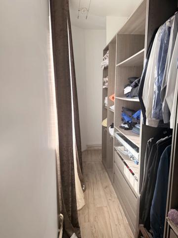 Proche d'EPERNAY (51) à vendre belle Maison contemporaine de 7 pièces entièrement rénovée, belles prestations