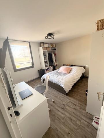 Proche d'EPERNAY (51) à vendre belle Maison contemporaine de 7 pièces entièrement rénovée, belles prestations