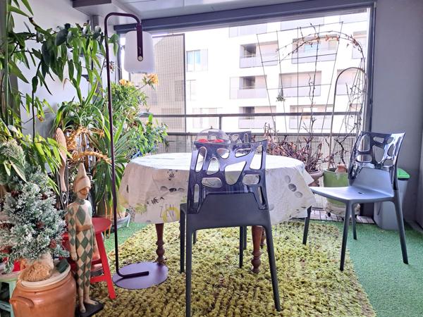 Appartement prestation haut de gamme 4 pièces avec parking Bordeaux