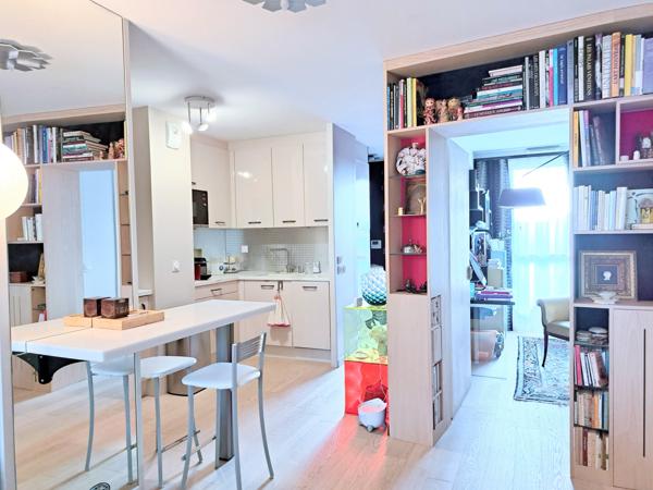 Appartement prestation haut de gamme 4 pièces avec parking Bordeaux