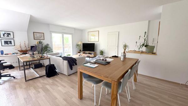 Appartement T4 de 122 m² proche du centre-ville d'Auray, des commodités et des balades