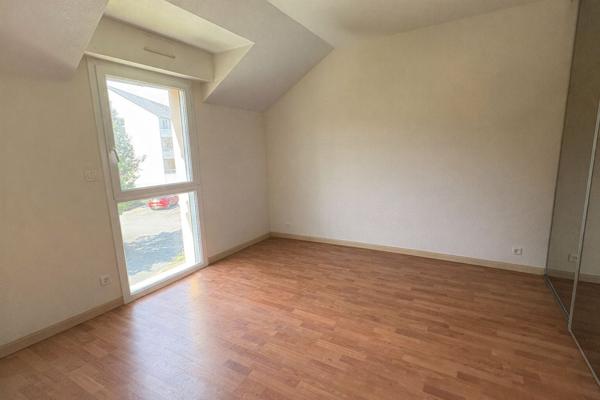 Appartement T4 de 122 m² proche du centre-ville d'Auray, des commodités et des balades