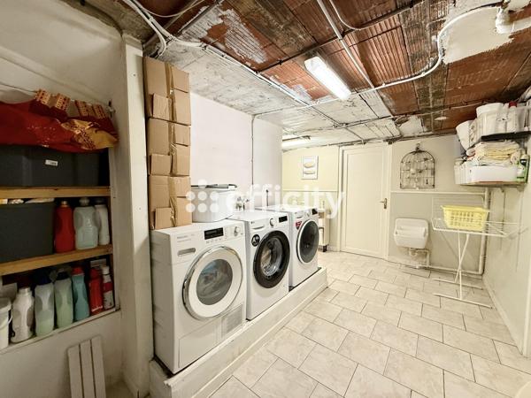 Maison 9 pièces - 179 m²