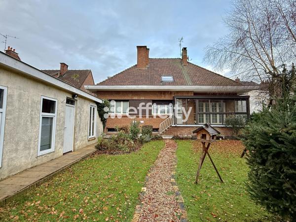 Maison 9 pièces - 179 m²