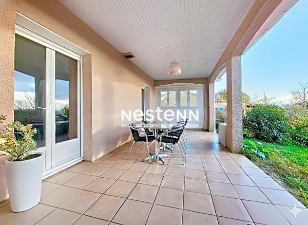 A VENDRE MAISON FAMILIALE 160 M² AVEC GARAGE DOUBLE ET PISCINE