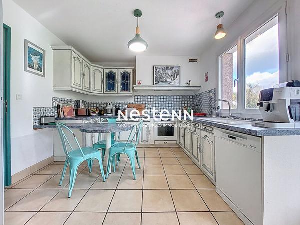 A VENDRE MAISON FAMILIALE 160 M² AVEC GARAGE DOUBLE ET PISCINE