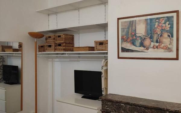 Appartement à louer    1 pièce • 19 m2 Paris 17