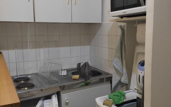 Appartement à louer    1 pièce • 19 m2 Paris 17