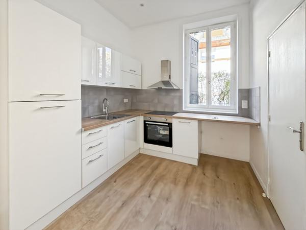 Location grand F2 Hardricourt proche gare