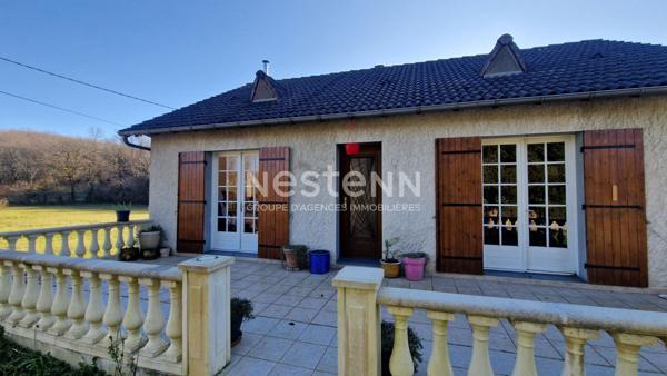 Maison St Pardoux La Rivière plain-pied et commerces à proximité