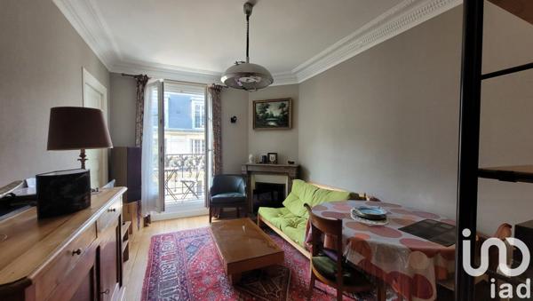 Appartement 2 pièces de 42 m² à Paris (75018)