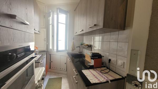 Appartement 2 pièces de 42 m² à Paris (75018)