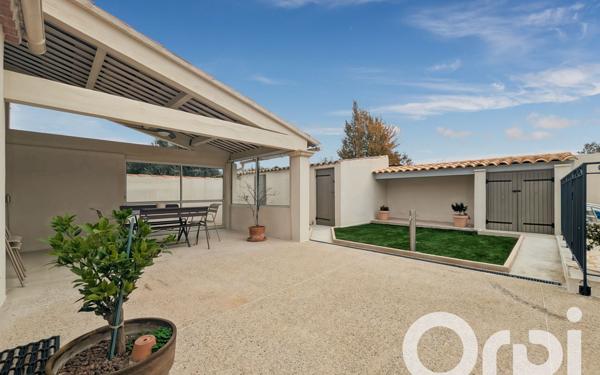 Maison à vendre    5 pièces •  Camaret-sur-Aigues